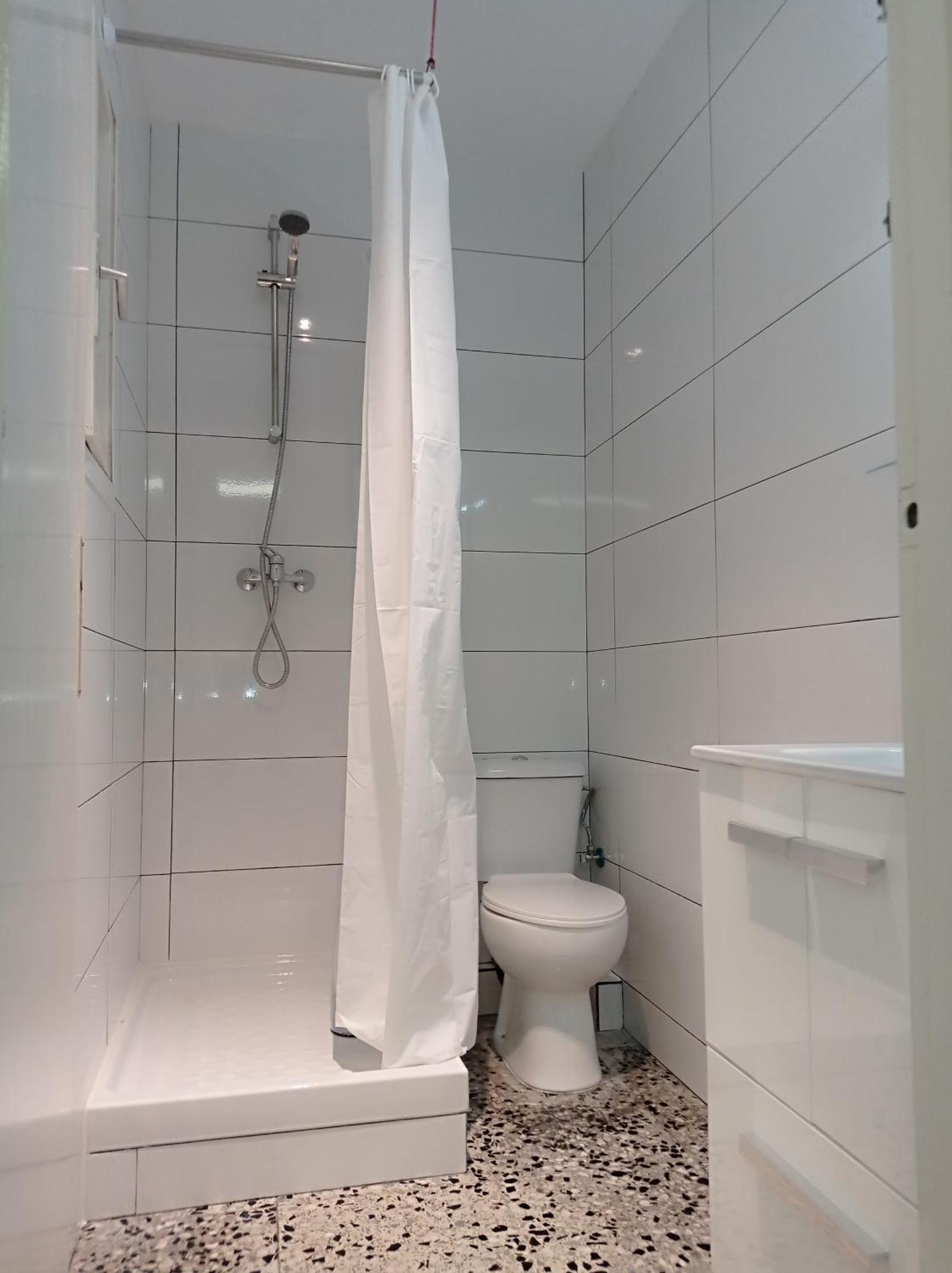 Gasthuis Bright Private Double Center Metro L-1 Urgell L-5 Hospital Clinic *